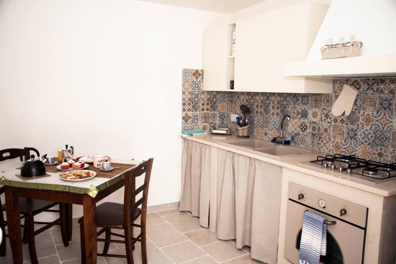 Trulli Donna Isabella 2 Bed & Breakfast Локоротондо Екстериор снимка
