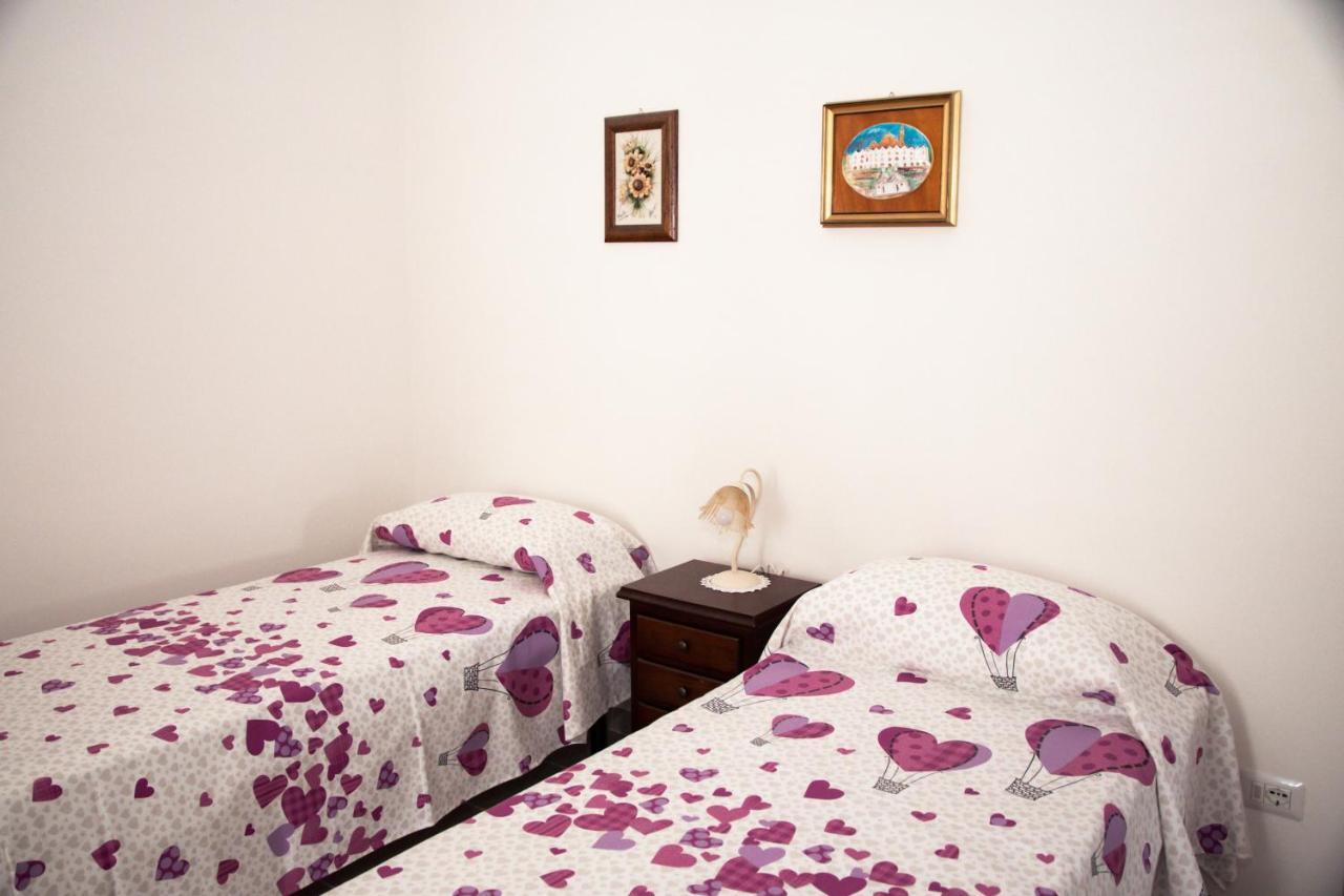 Trulli Donna Isabella 2 Bed & Breakfast Локоротондо Екстериор снимка